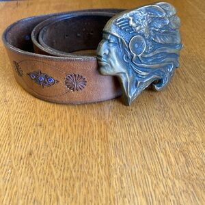 Vintage leather belt with unique buckle